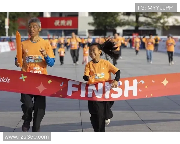 广州城市马拉松中的滑板队表现分析与意识探讨